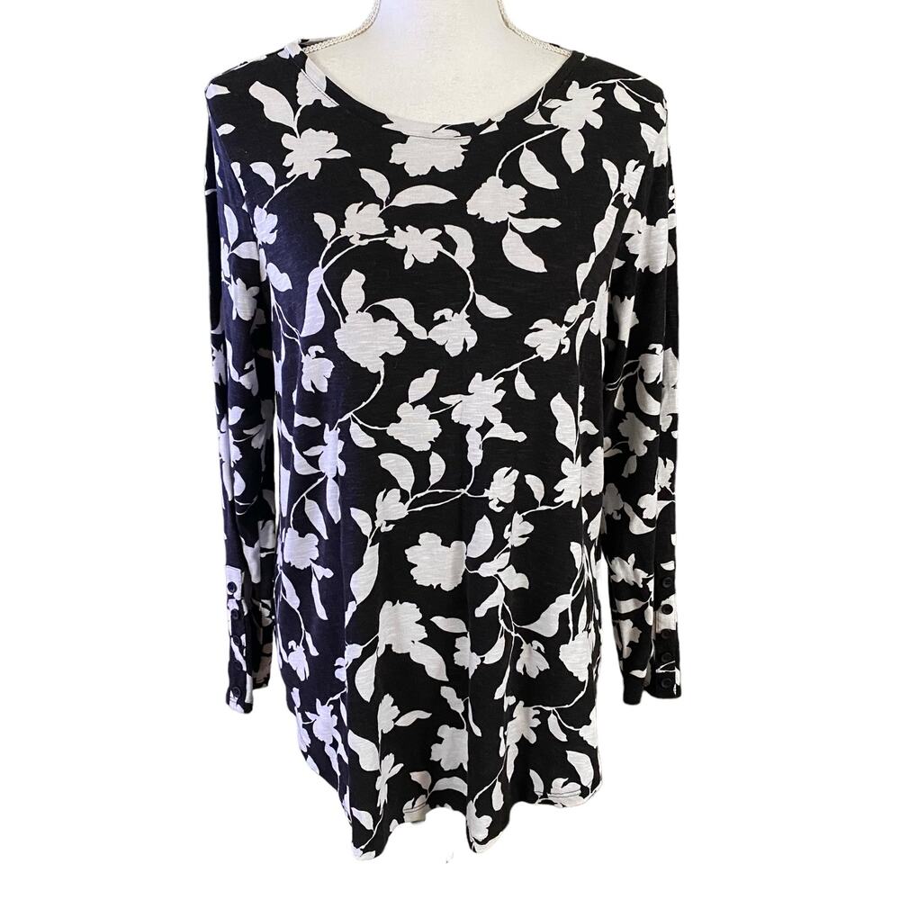 Chicos Size 2 US L Large Slub Knit Floral Top Shirt Buttons Long Sleeve